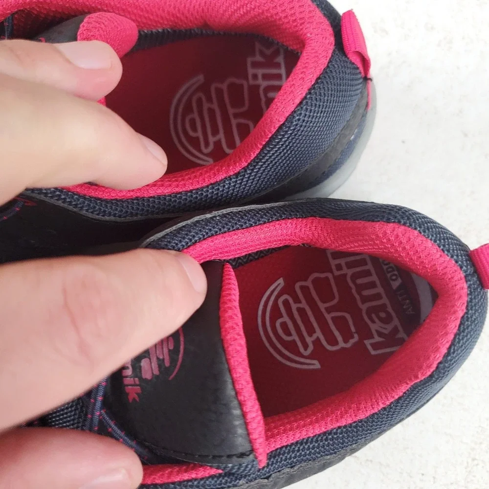 Kamik Trax Kids Shoes Sz 2 Navy Pink Mesh Waterproof Round Toe Lace Up Sneaker